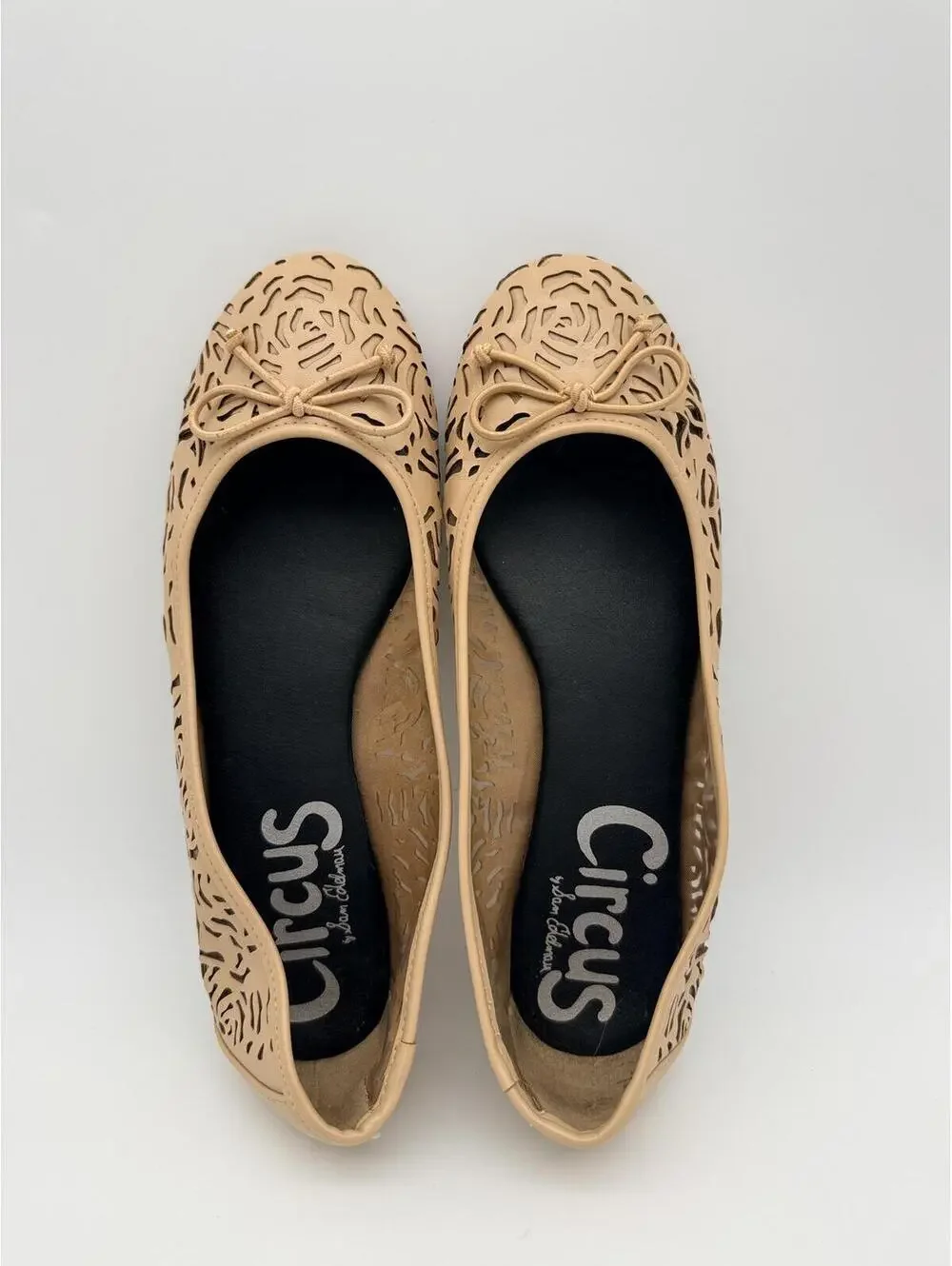 Circus by Sam Edelman Archer‎ Women's Ballet Flat Beige Laser Cut Size 8